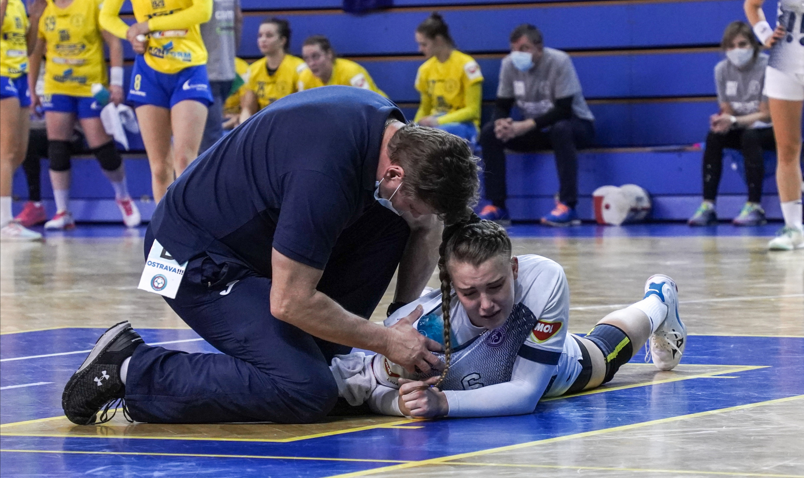 HÁZENÁ, VOLEJBAL A CYKLISTIKA