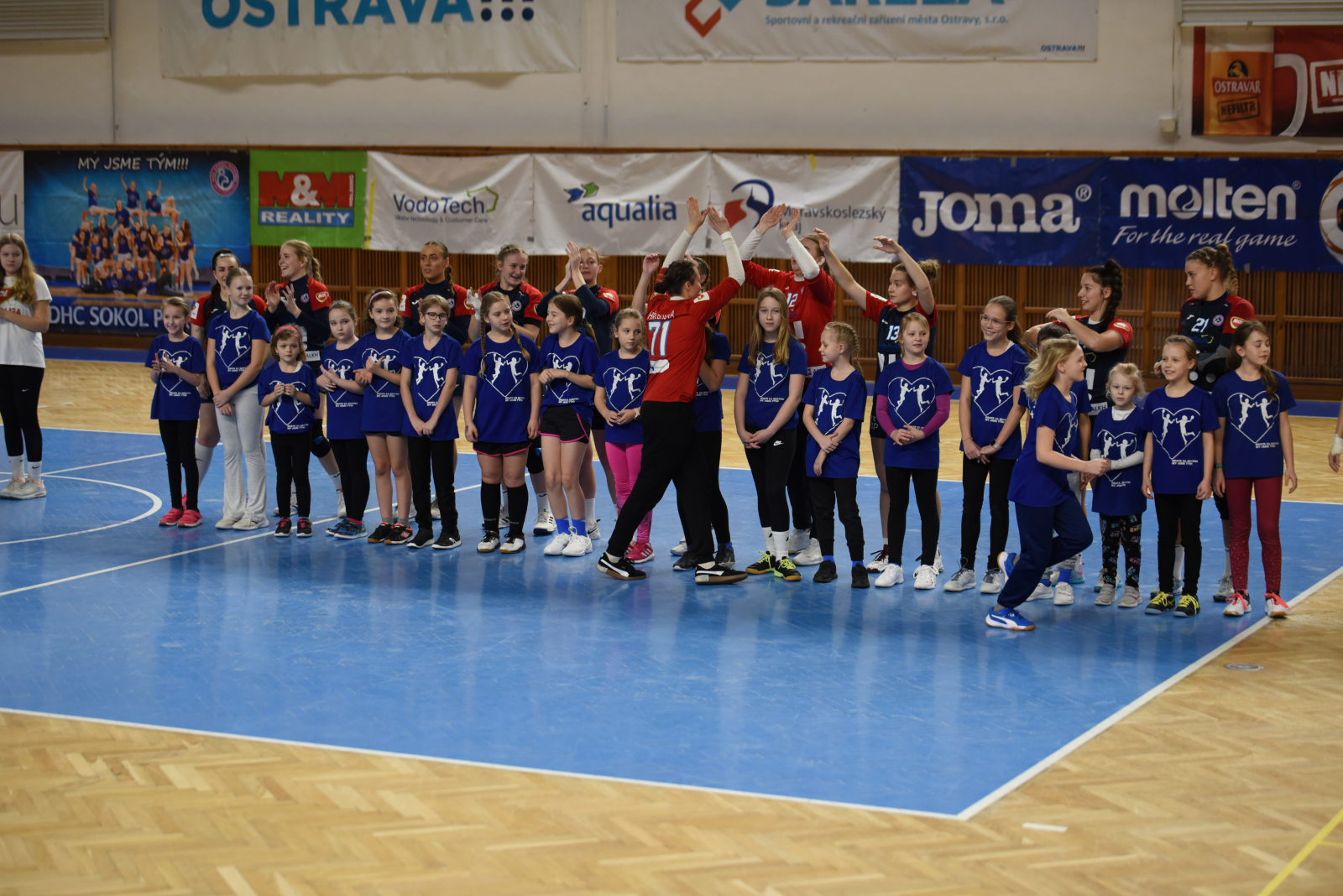 PRVNÍ LETOŠNÍ DOMÁCÍ UTKÁNÍ BODY NEPŘINESLO