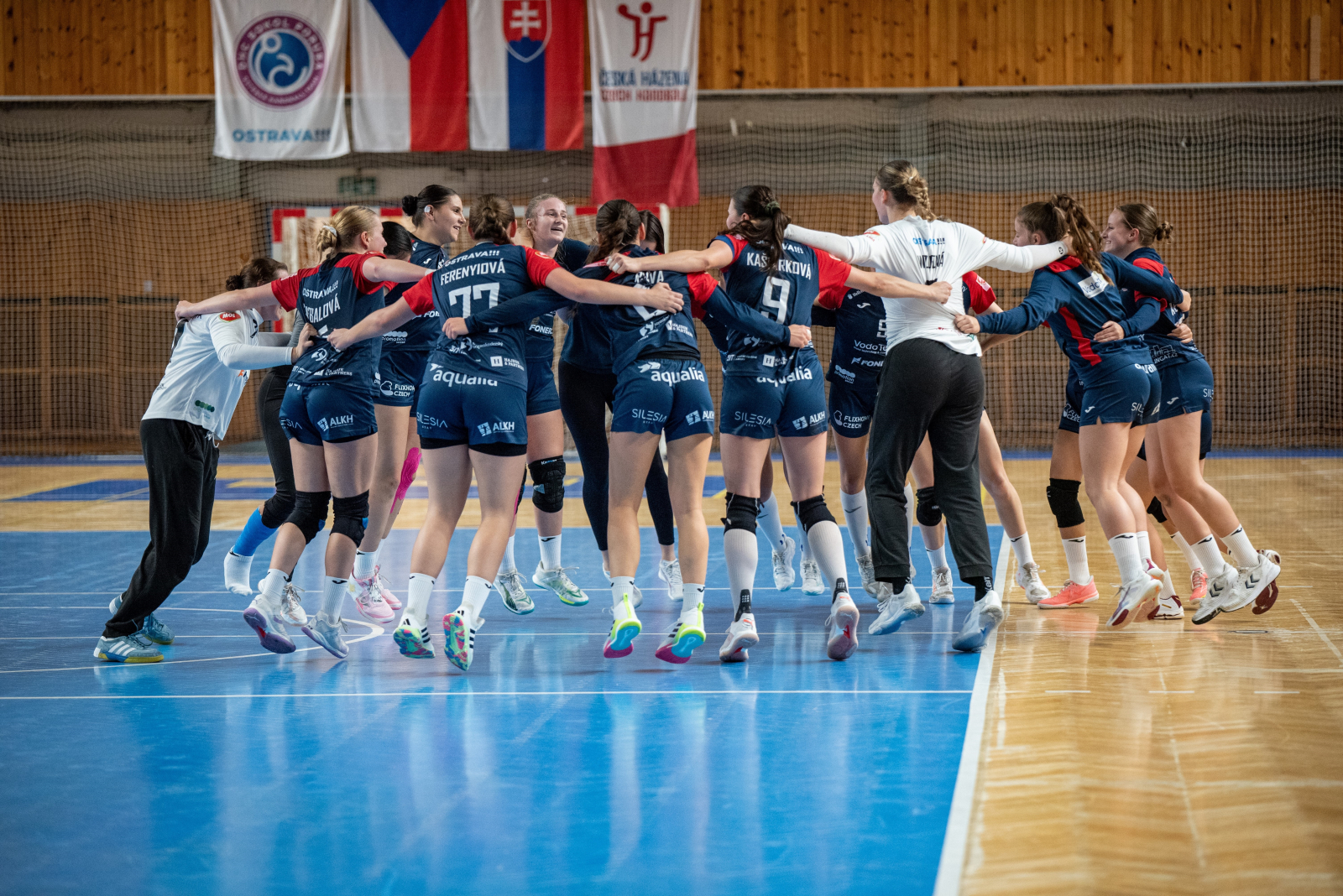 HÁZENÁ S KŘÍDLY - PORUBA ODEHRAJE CHARITATIVNÍ UTKÁNÍ NA PODPORU RODIN S VÁŽNĚ NEMOCNÝMI DĚTMI