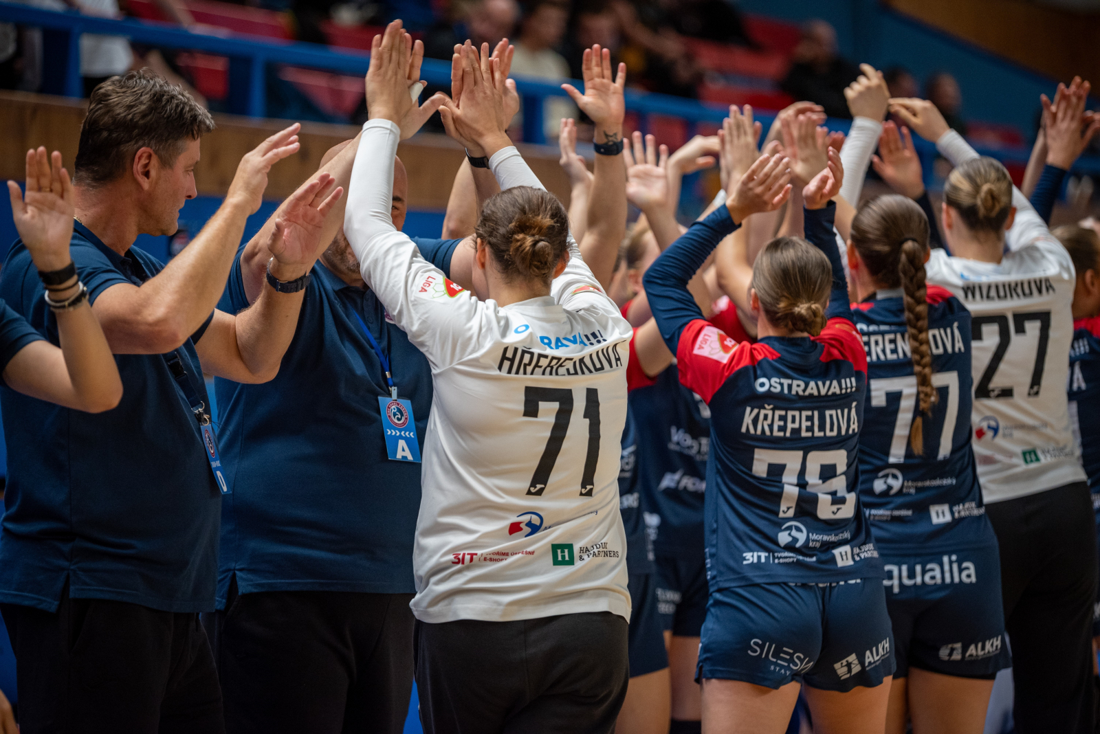 V MOSTĚ NÁS ČEKÁ TĚŽKÁ PROVĚRKA