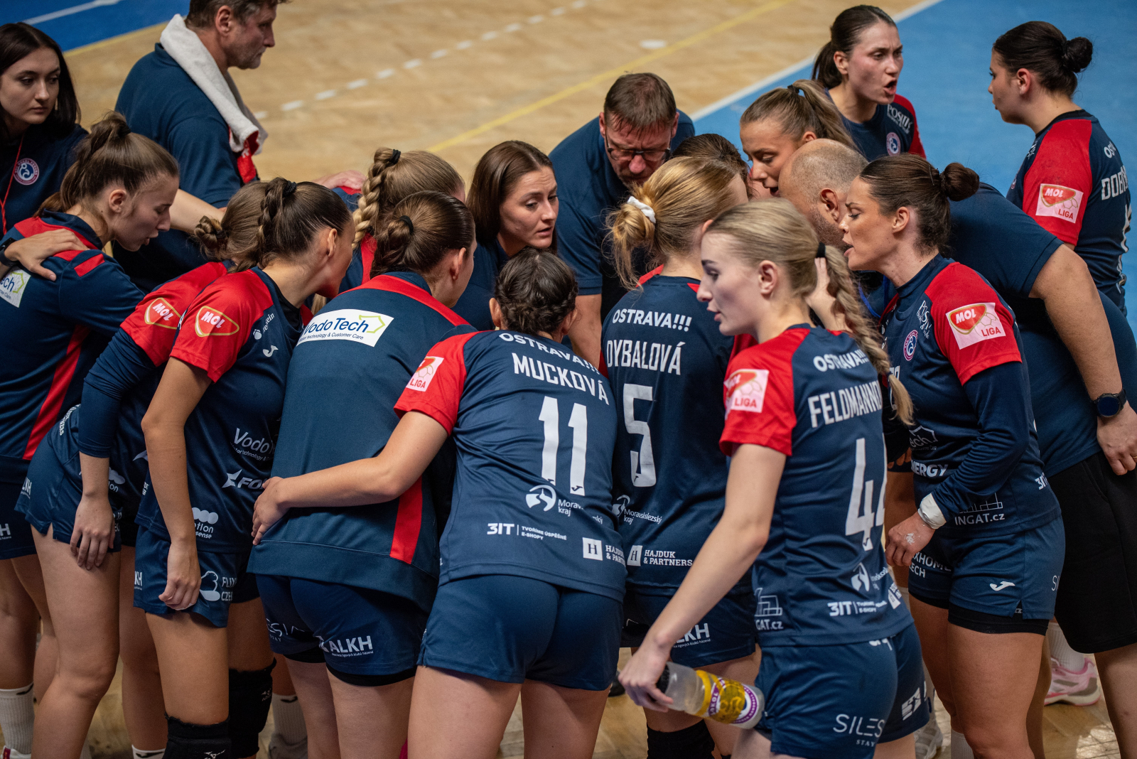 VE STŘEDU 1/2 FINÁLE NA SLAVII, V NEDĚLI DOMA PROTI ŠALE