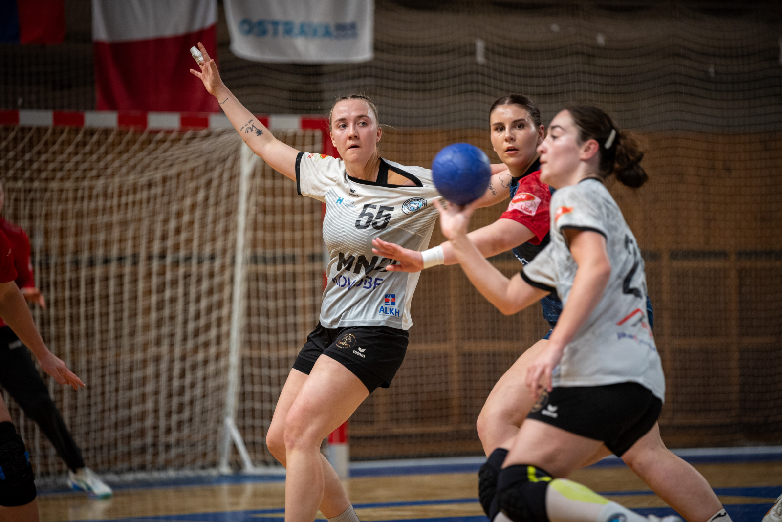 ZAČÍNÁ PLAY OUT, PORUBA VYRÁŽÍ DO HODONÍNA