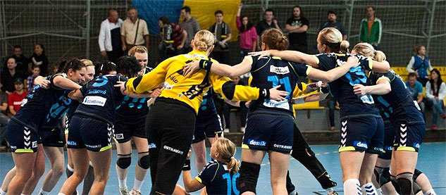 Oslavy postupu do finále objektivem Simony Adámkové