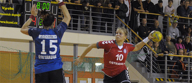 Michaela Hrbková měla po premiéře ke spokojenosti daleko