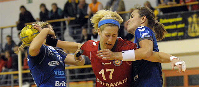 Neskutečné rozloučení s rokem 2010. Diváci tleskali ve stoje