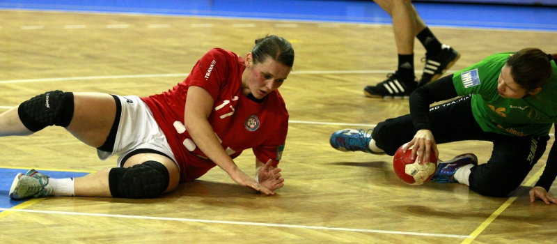 Házenkářky jsou v Kosovu, v sobotu je čeká odveta