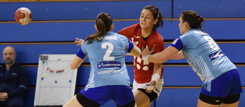 Házenkářky Poruby porazily Olomouc a už myslí na semifinále