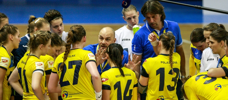 Házenkářky Poruby Černé Anděly nepřekvapily, zahrají si o bronz